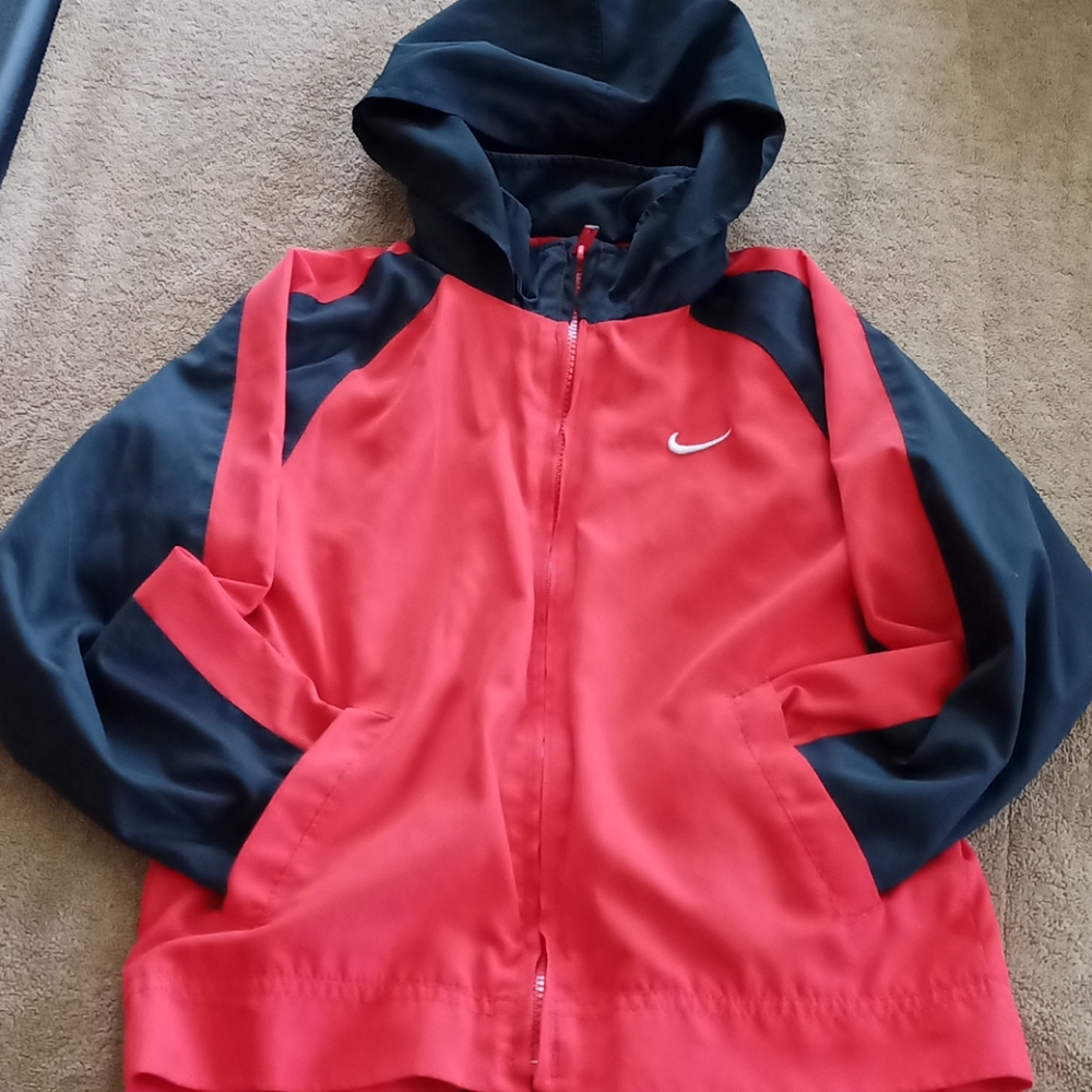 Nike Boy windbreaker size 6